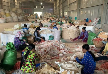 Hoàng Phong thu mua phế liệu vải uy tín- Giá phế liệu vải vụn Đồng Nai